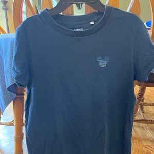 Uniqlo Disney Mickey Mouse Women’s Shirt Med